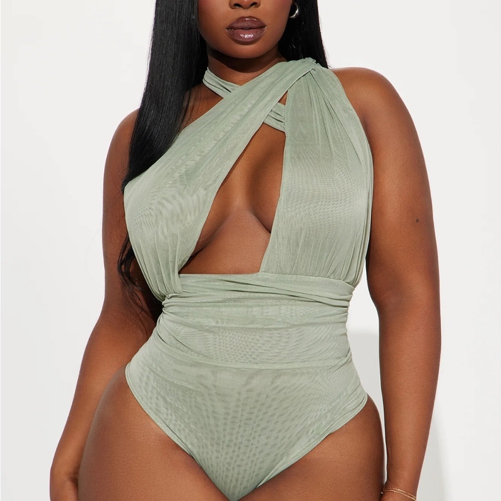 Fashion Nova Sage Green Cross Front Cutout Ruched Halter Bodysuit NWT